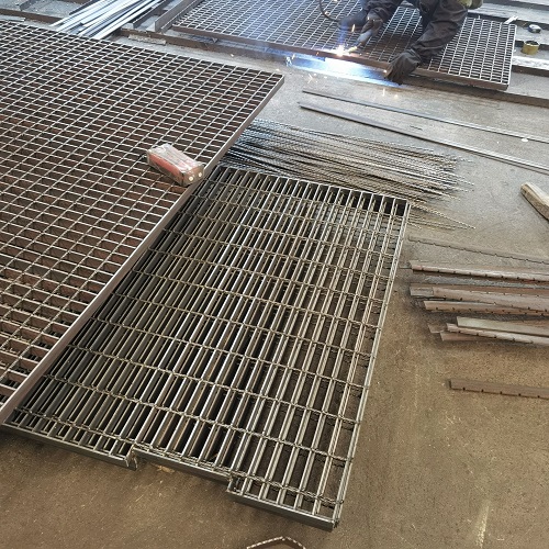 異形鋼格板鋼格柵提升港口運輸的安全