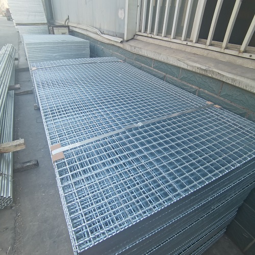 鍍鋅鋼格柵板惡劣環境下的表現