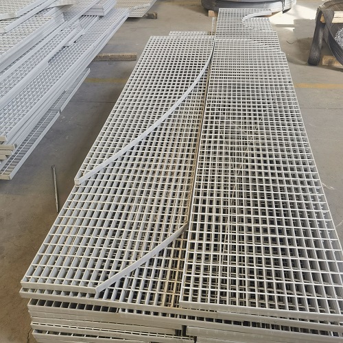 如何辨別劣質(zhì)鋼格板？看這4個(gè)細(xì)節(jié)，避免安全隱患！