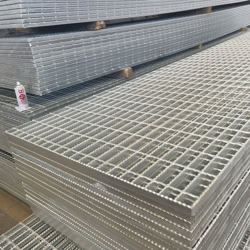 海上平臺防滑鋼格板：抗鹽霧腐蝕技術詳解！