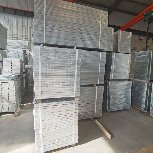 市政道路鋼格柵：排水功能與耐用性的綜合解決方案